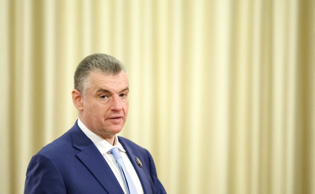 Возвращение государству контроля над ЖКХ. Проблемы некачественного капитального ремонта и деятельности некомпетентных управляющих компаний. Создание нового ведомства в сфере ЖКХ. Вывод контроля над ЖКХ из частной обратно в государственную сферу.