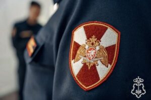 «Встал живой преградой»: росгвардеец остановил пробку ради женщины с ребёнком-инвалидом на АЗС в Новой Усмани